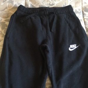 Black Nike sweatpants